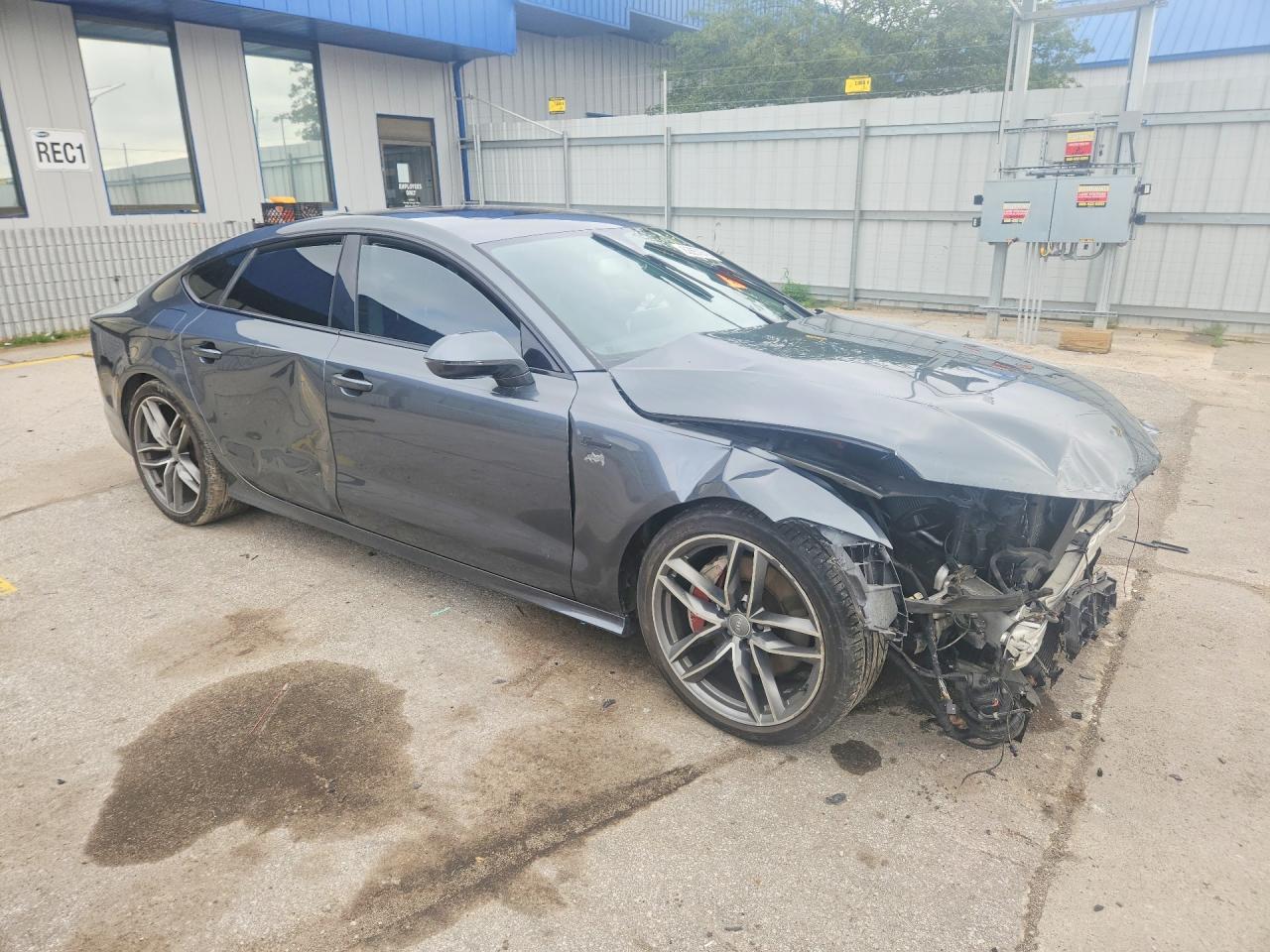2015 Audi A7 Prestige Gray vin: WAU2GAFC9FN002768