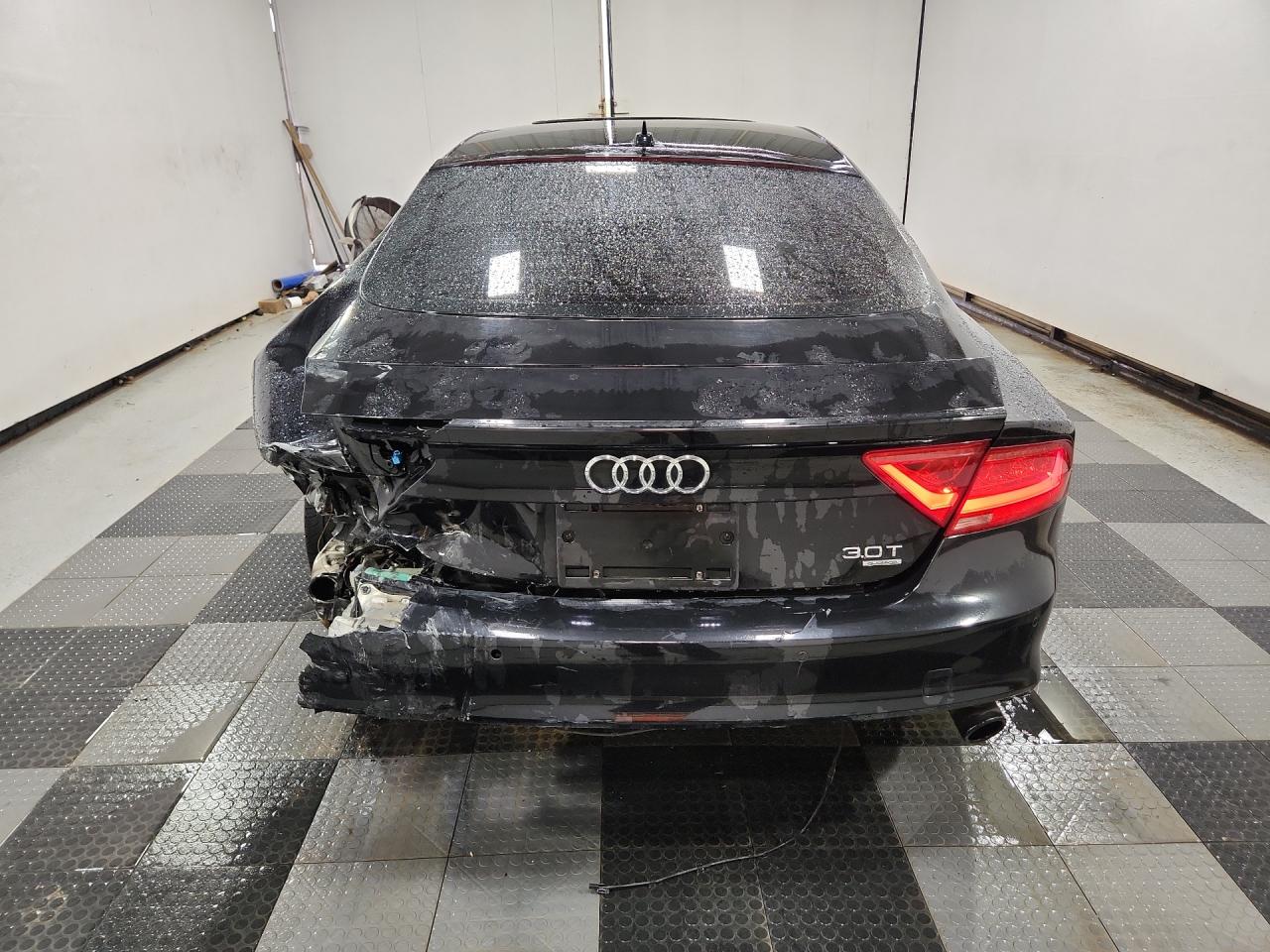 2015 Audi A7 Prestige Black vin: WAU2GAFCXFN032958 Damage: Lift Gate, Broken, Replacement Required