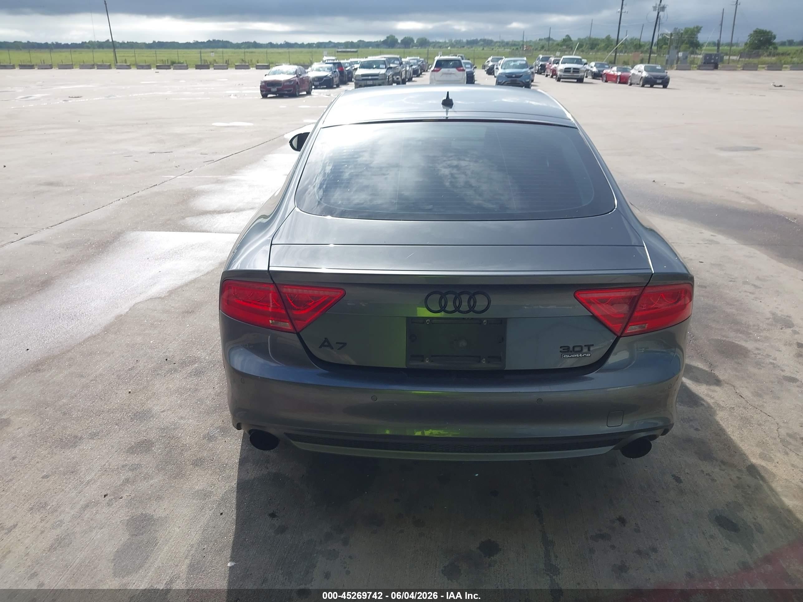 2015 Audi A7 3.0t Premium Plus Gray vin: WAU2GBFCXFN003692