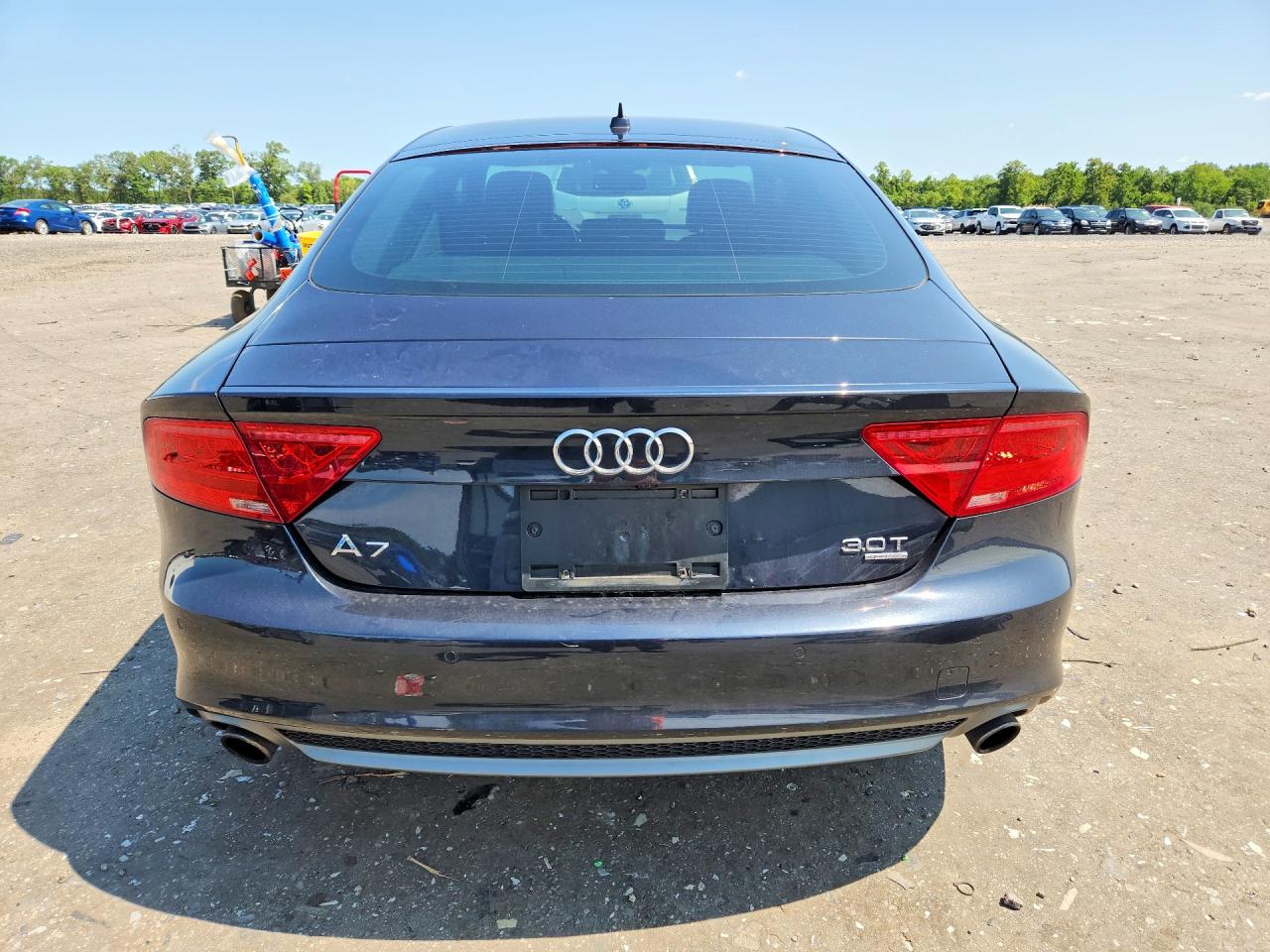 2015 Audi A7 Prestige Blue vin: WAU2GBFCXFN036689