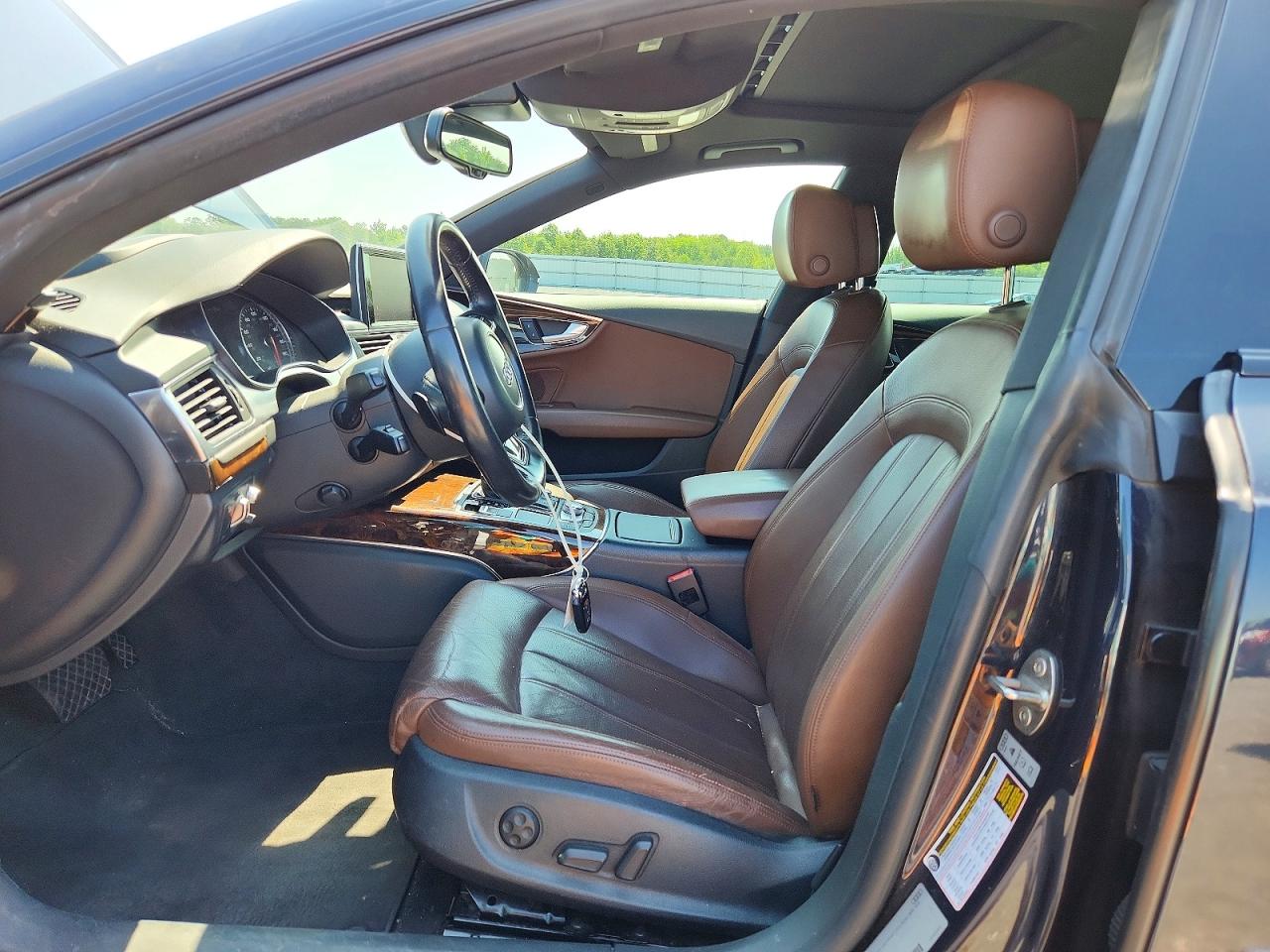 2015 Audi A7 Prestige Blue vin: WAU2GBFCXFN036689