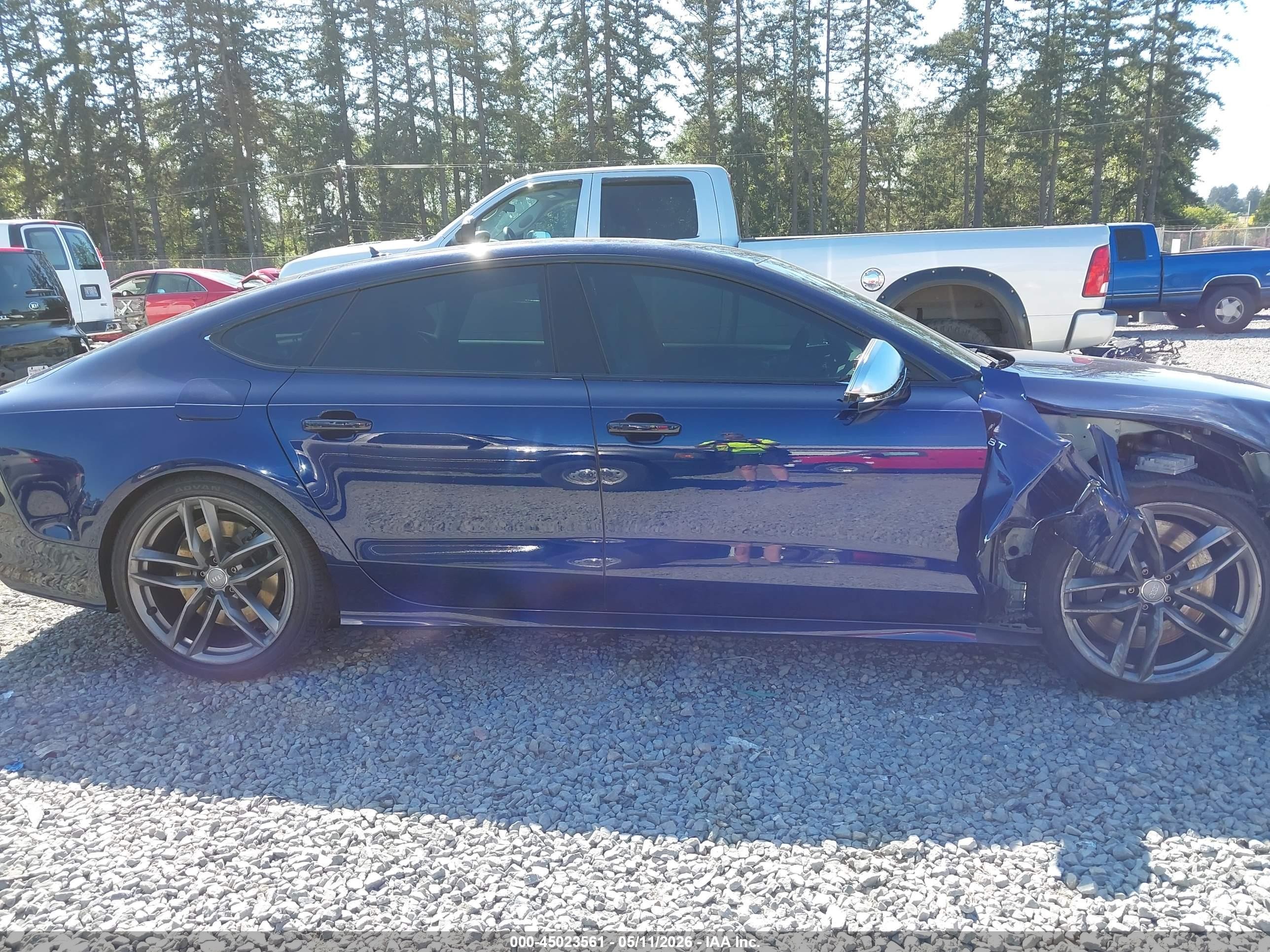2013 Audi S7 4.0t Prestige Blue vin: WAU32AFC9DN037715