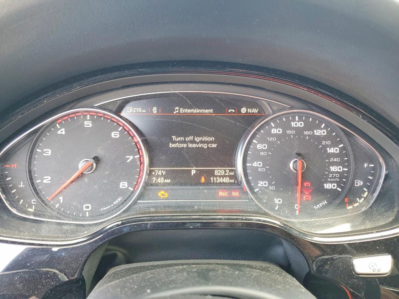 2015 Audi A8 Белый vin: WAU32AFD1FN031015