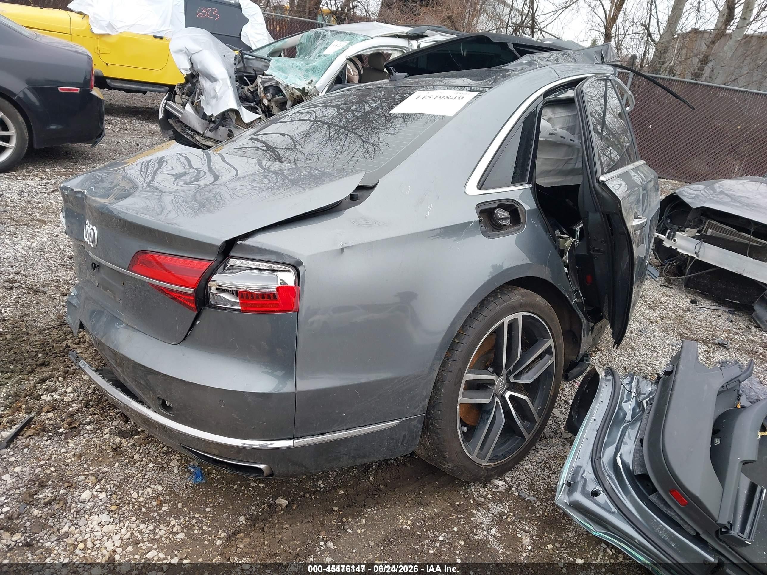 2015 Audi A8 L 4.0t Gray vin: WAU32AFD5FN013651