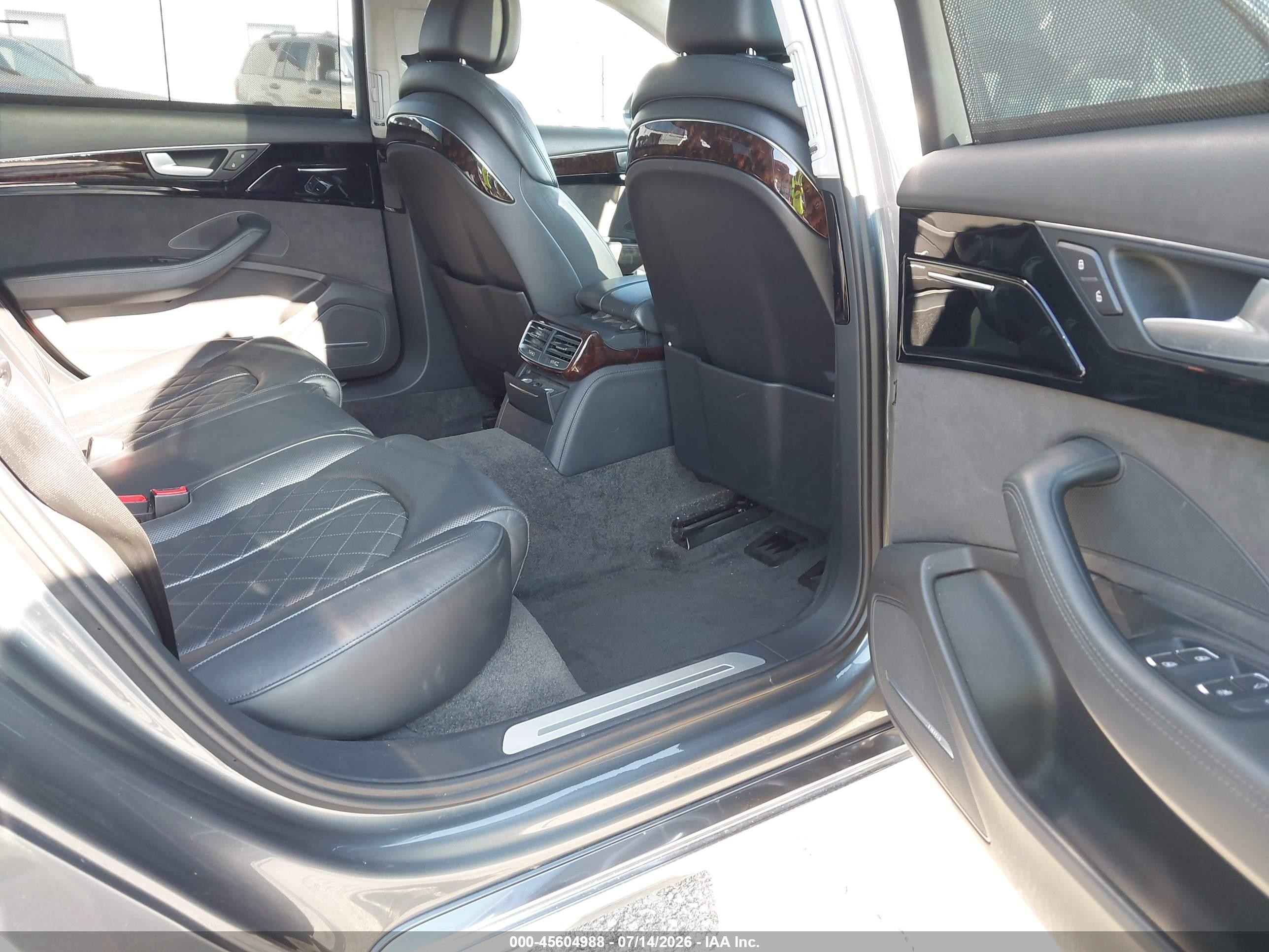 2015 Audi A8 L 4.0t Gray vin: WAU32AFD7FN002635