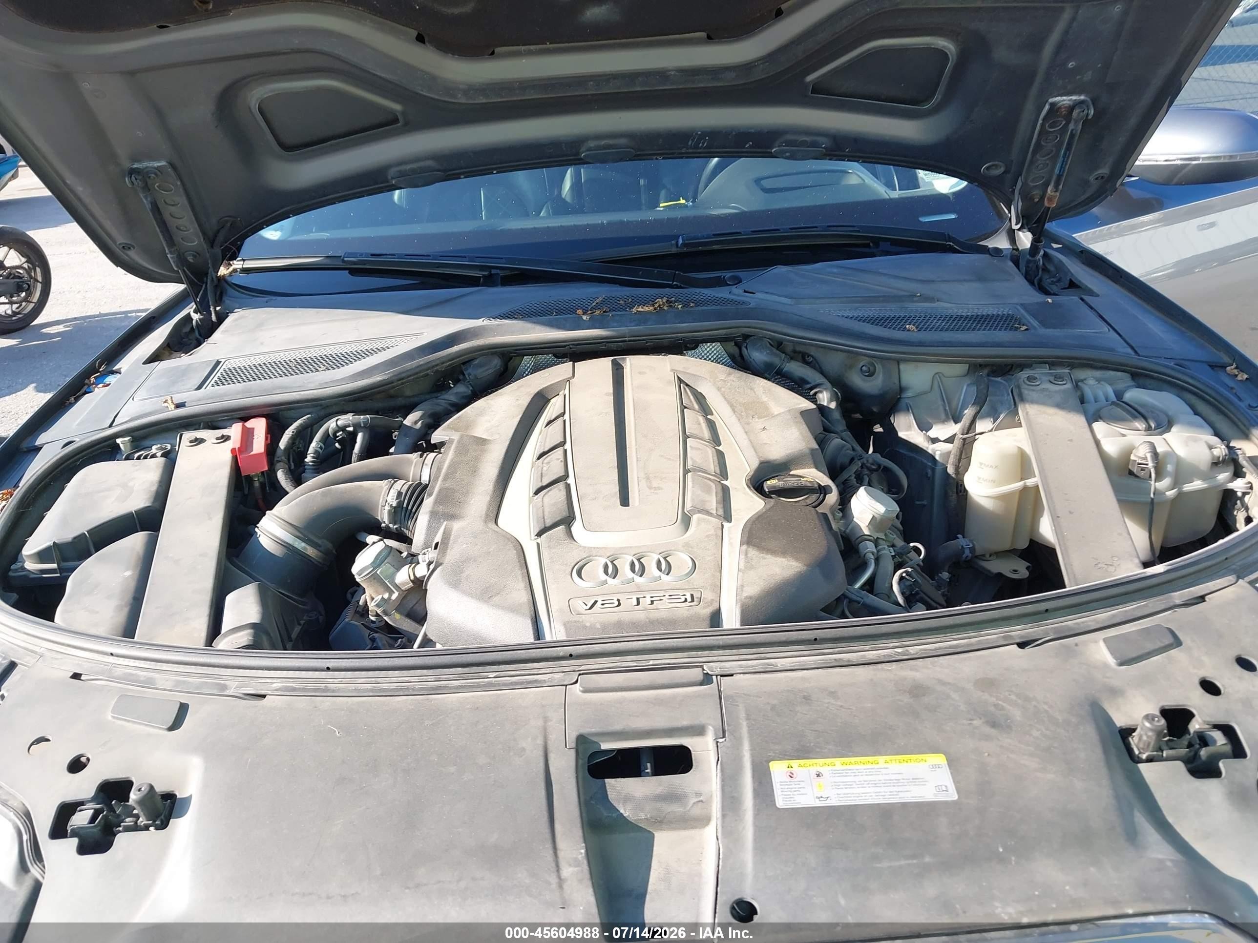 2015 Audi A8 L 4.0t Gray vin: WAU32AFD7FN002635