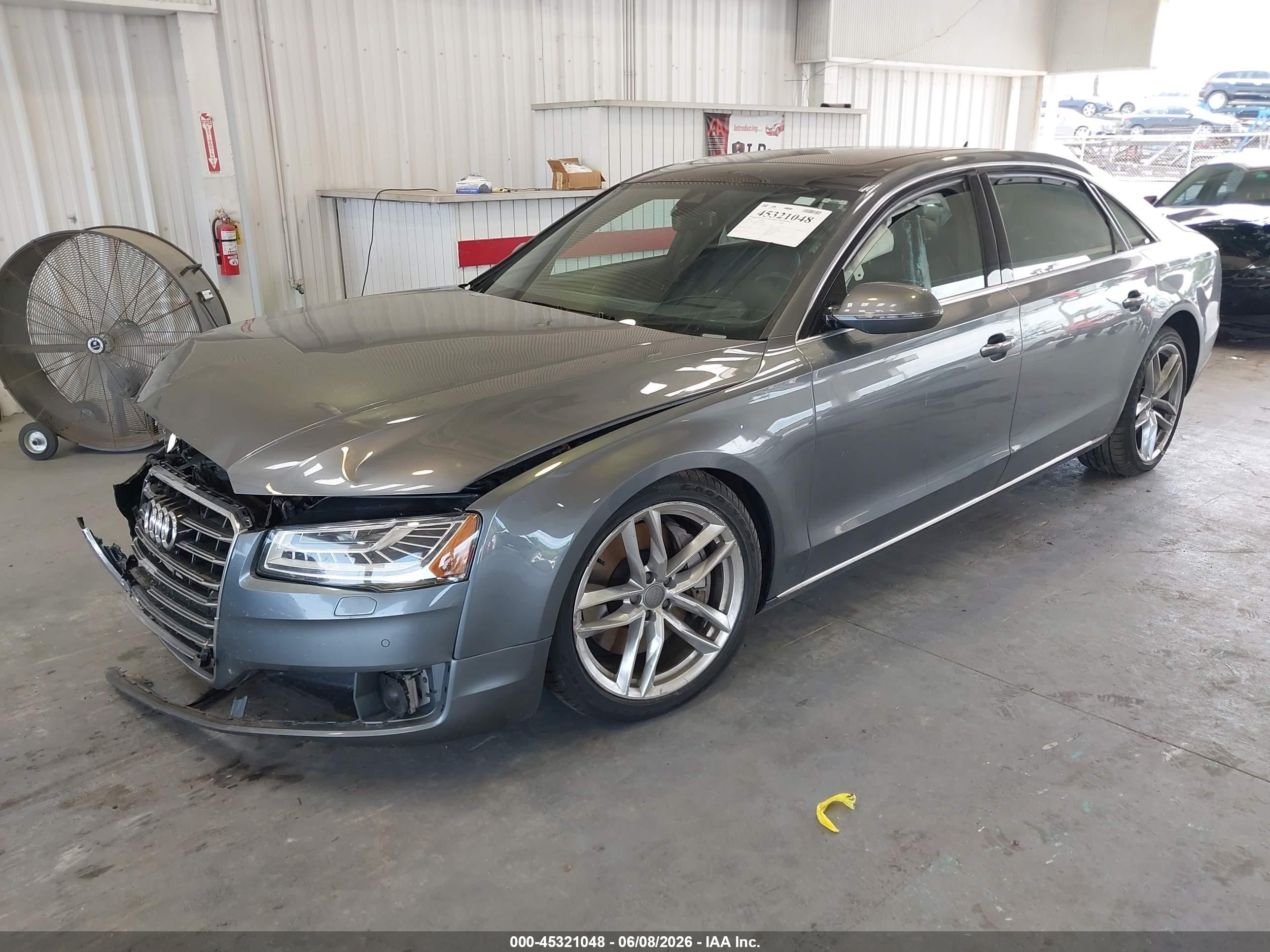 2015 Audi A8 L 4.0t Gray vin: WAU32AFD9FN005827