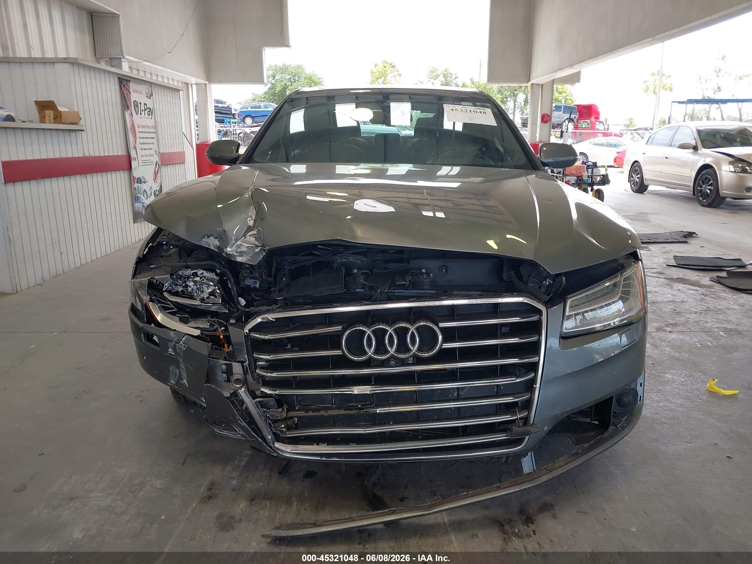 2015 Audi A8 L 4.0t Gray vin: WAU32AFD9FN005827