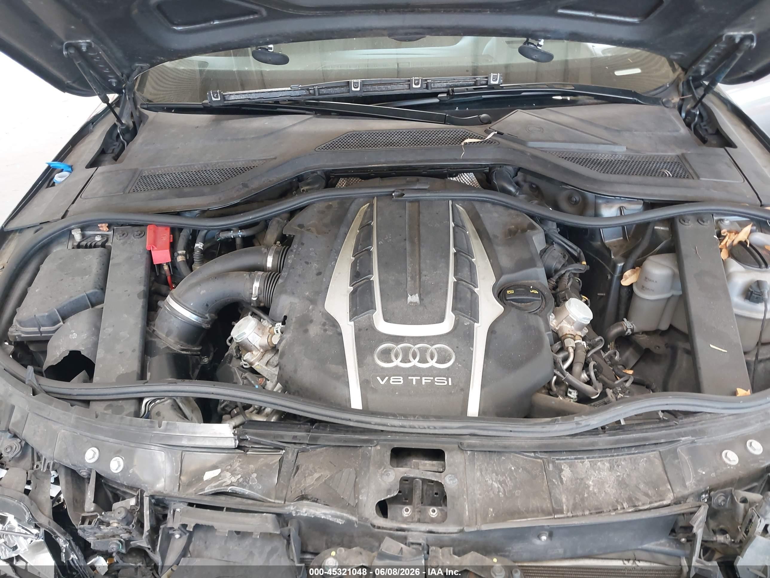2015 Audi A8 L 4.0t Gray vin: WAU32AFD9FN005827