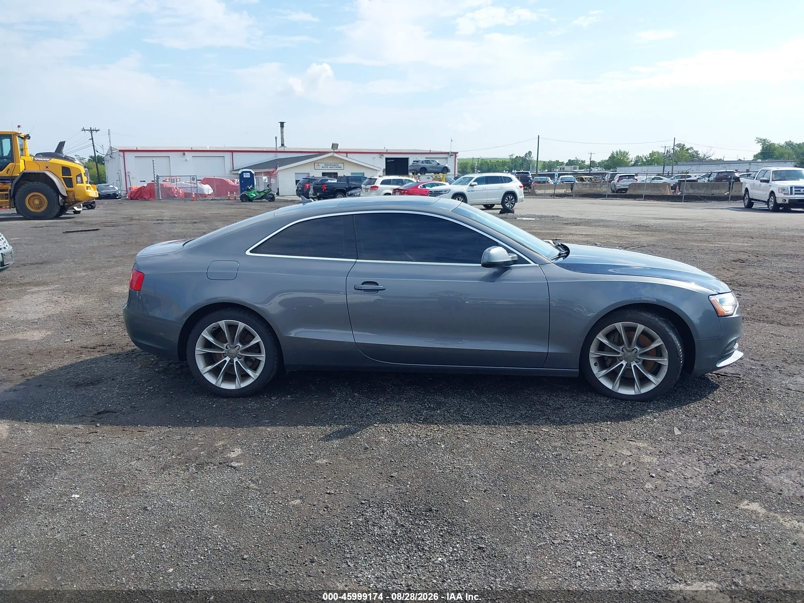 2013 Audi A5 2.0t Premium Gray vin: WAU3FAFR7DA017768