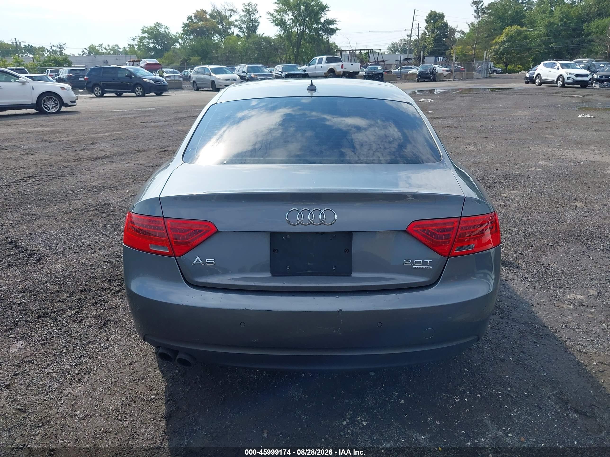 2013 Audi A5 2.0t Premium Gray vin: WAU3FAFR7DA017768