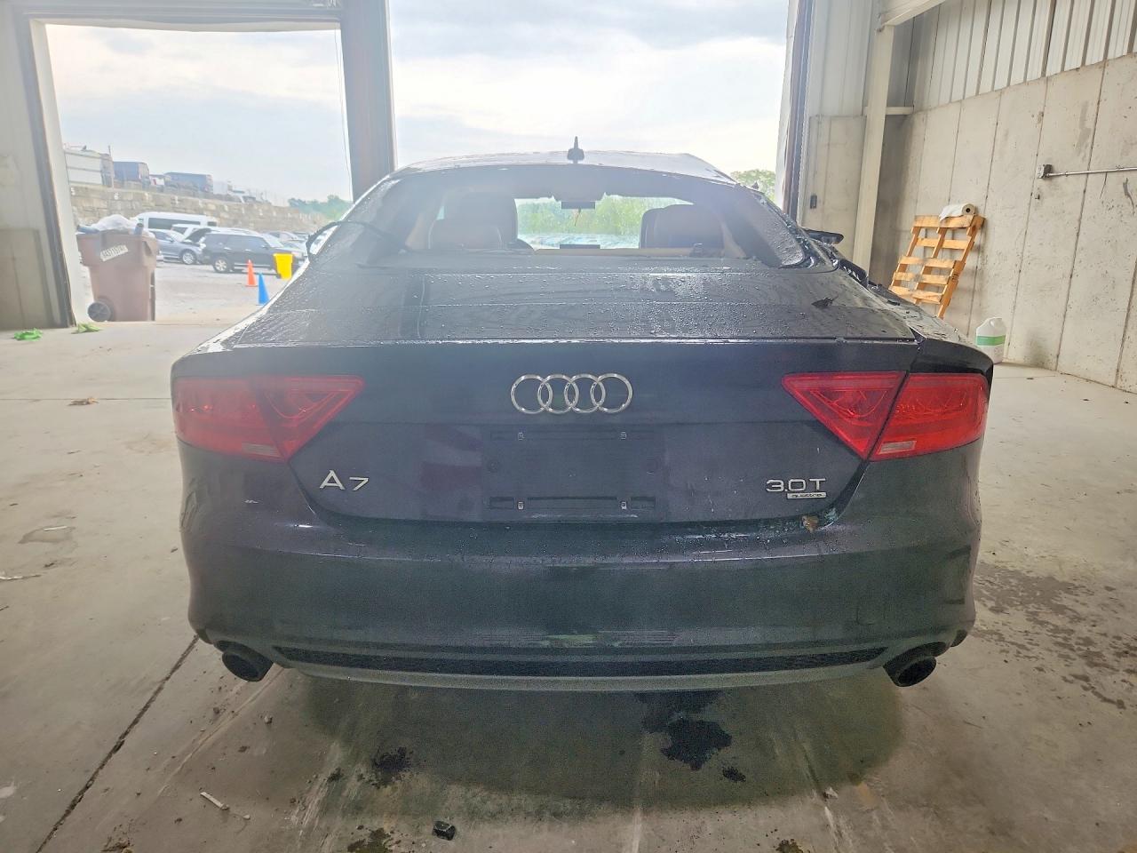 2012 Audi A7 Prestige Gray vin: WAU3GAFC9CN167283