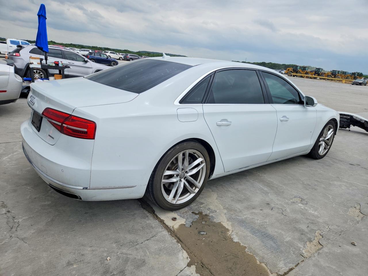 2015 Audi A8 L Quattro White vin: WAU3GAFD2FN029453