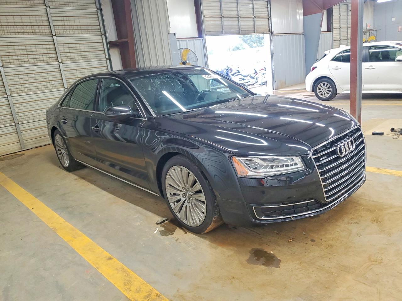 2015 Audi A8 L Quattro Black vin: WAU3GAFD2FN040520