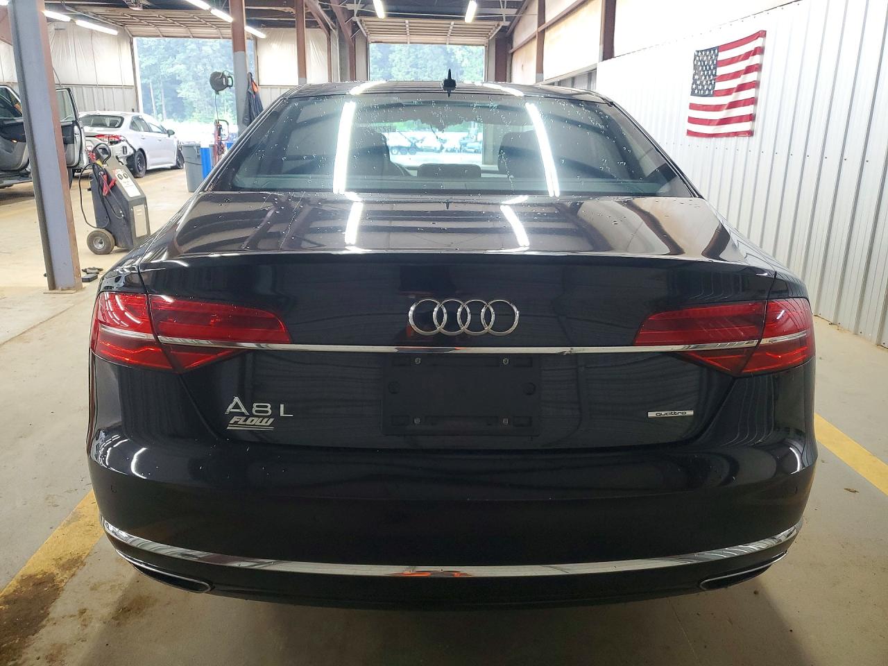 2015 Audi A8 L Quattro Black vin: WAU3GAFD2FN040520