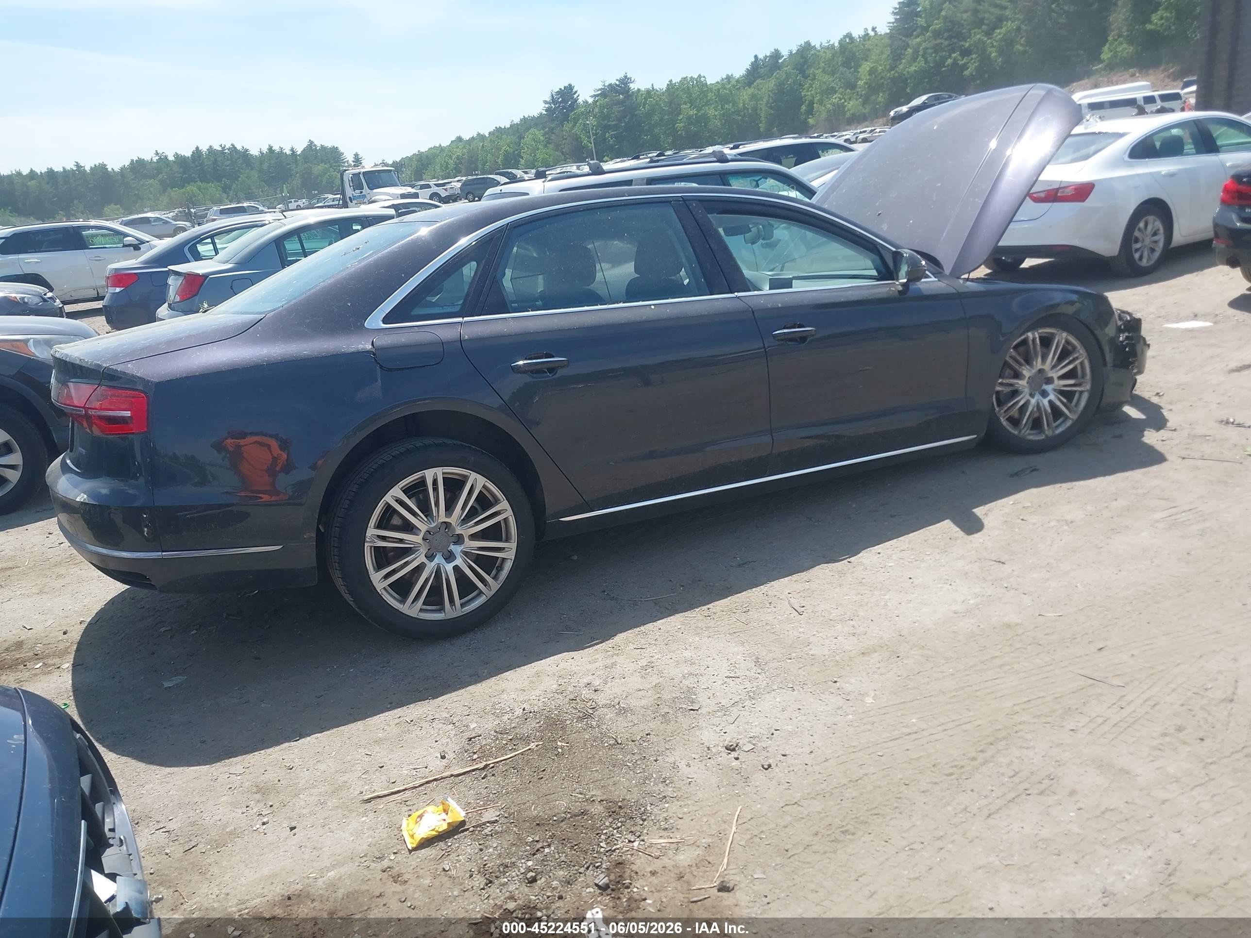 2015 Audi A8 L 3.0t Gray vin: WAU3GAFD6FN008752
