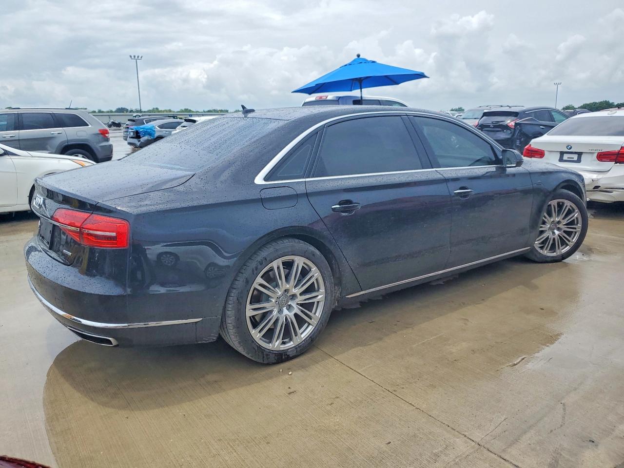 2015 Audi A8 L Quattro Black vin: WAU3GAFD6FN031318