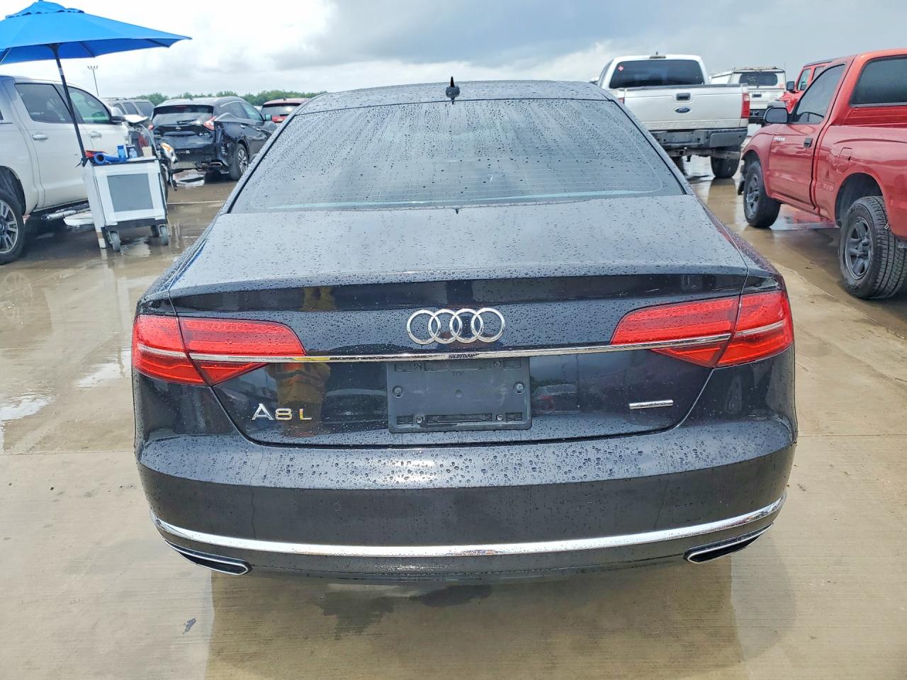 2015 Audi A8 L Quattro Black vin: WAU3GAFD6FN031318