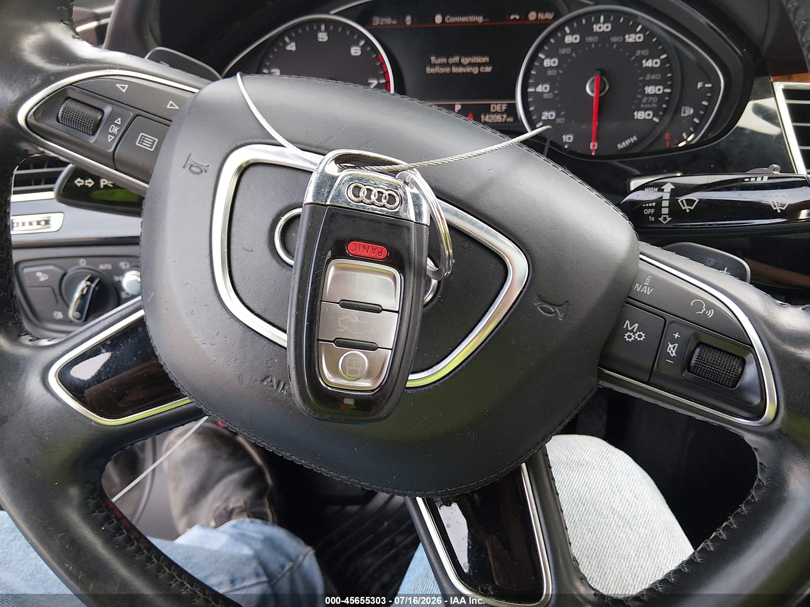 2015 Audi A8 L 3.0t Черный vin: WAU3GAFD6FN031318