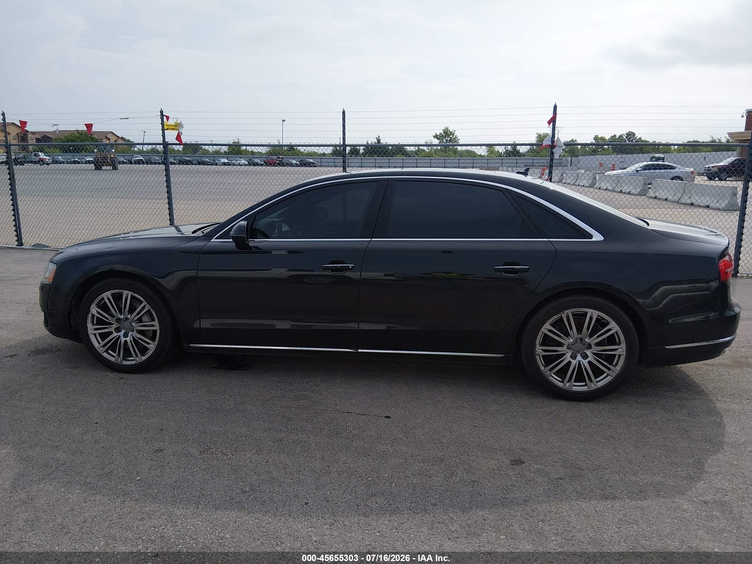 2015 Audi A8 L 3.0t Черный vin: WAU3GAFD6FN031318