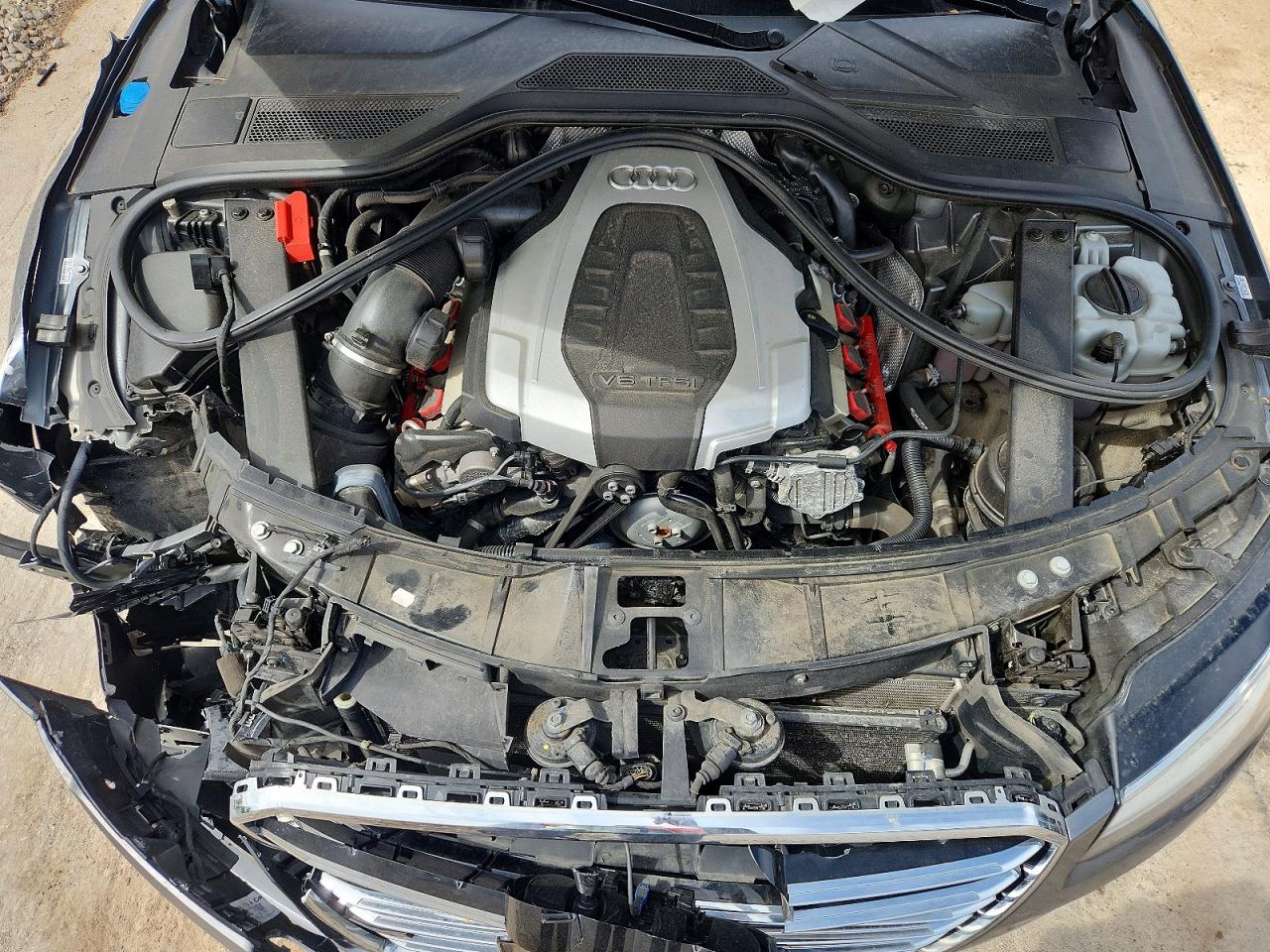 2015 Audi A8 L Quattro Gray vin: WAU3GAFD6FN035692