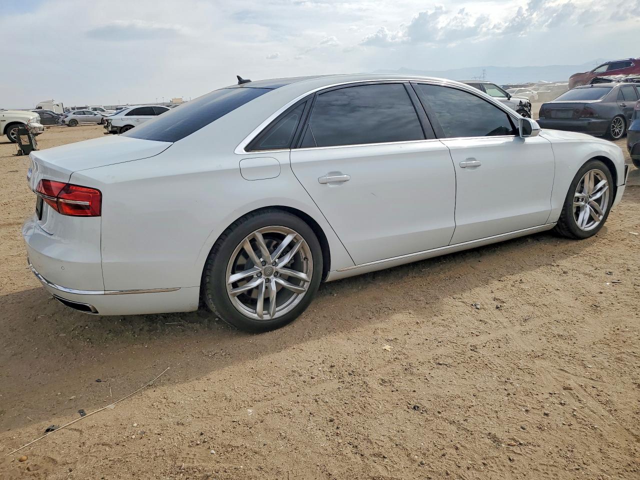 2015 Audi A8 L Quattro White vin: WAU3GAFD7FN006296