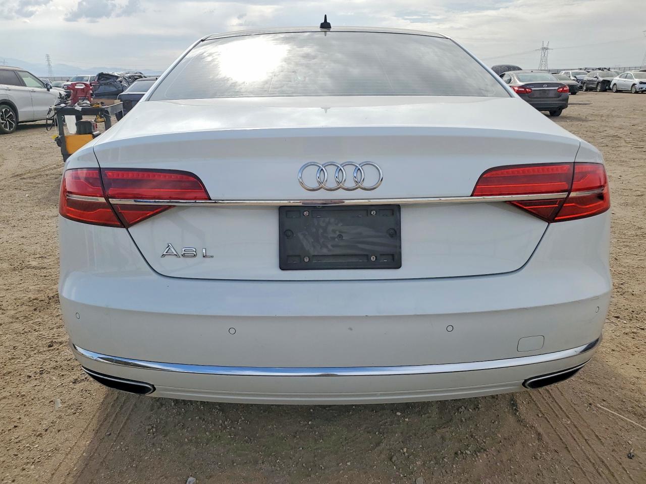 2015 Audi A8 L Quattro White vin: WAU3GAFD7FN006296