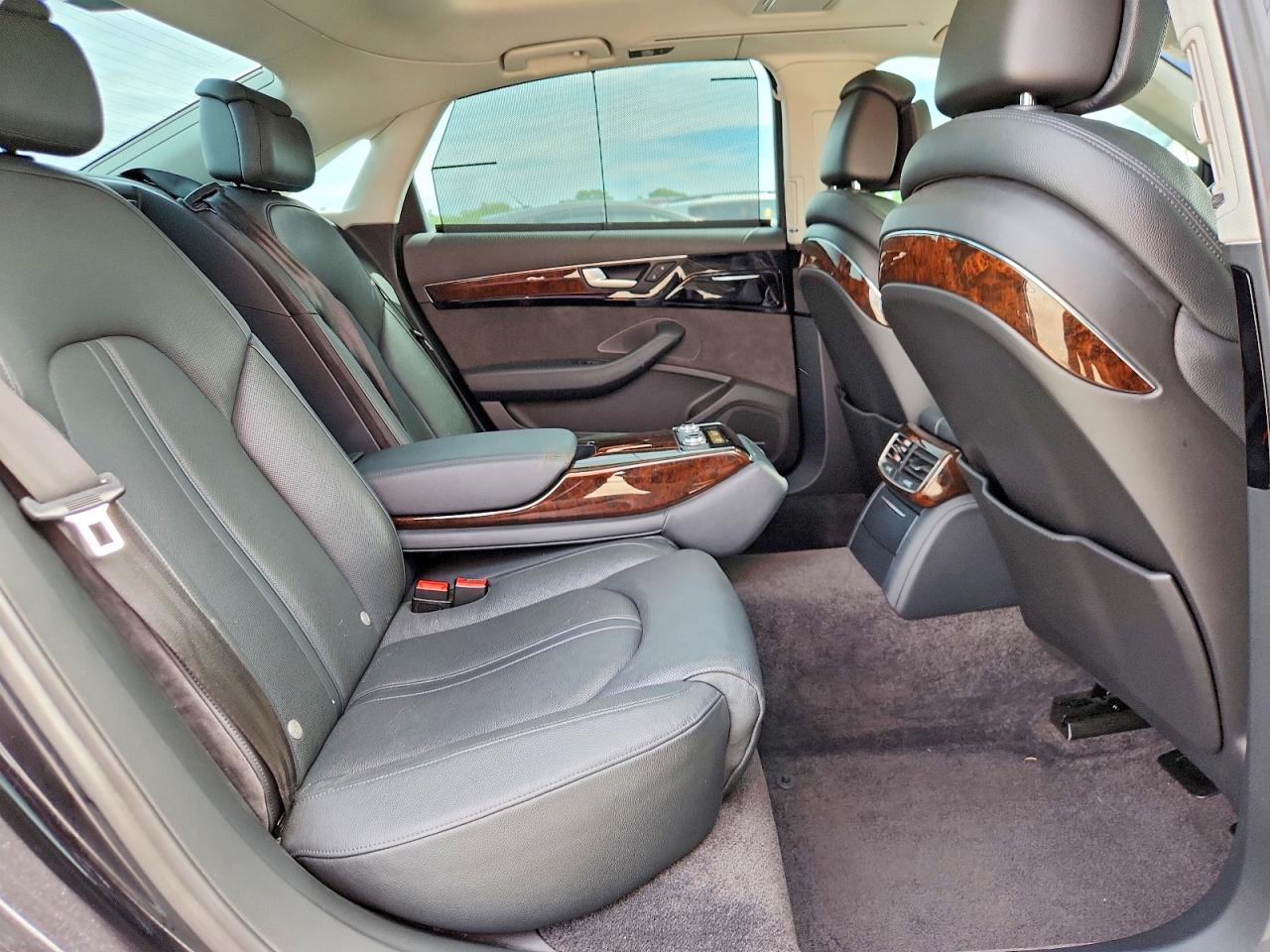 2015 Audi A8 L Quattro Black vin: WAU3GAFD9FN041308