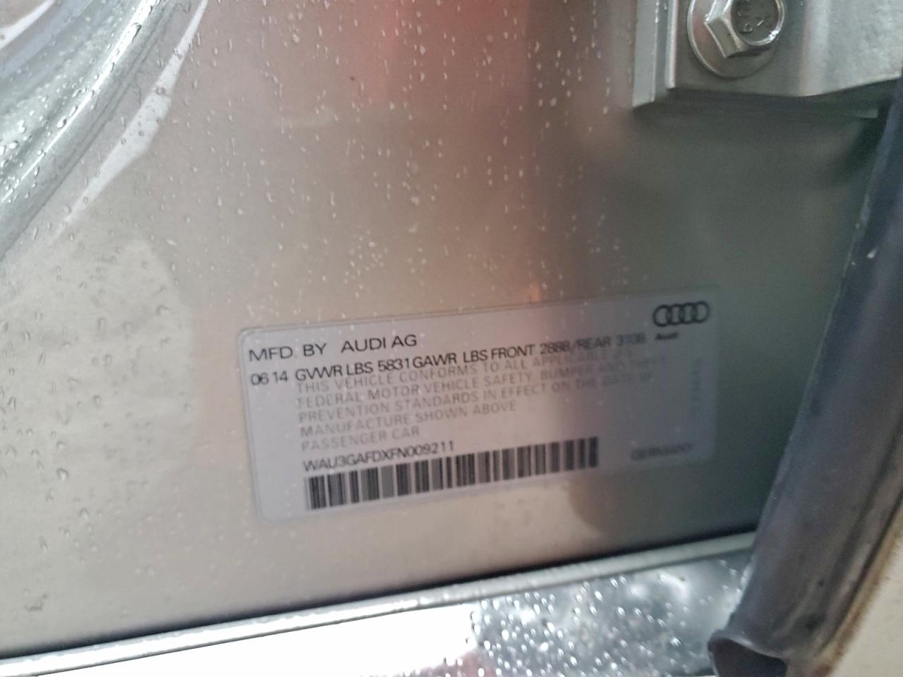 2015 Audi A8 L Quattro Серебряный vin: WAU3GAFDXFN009211