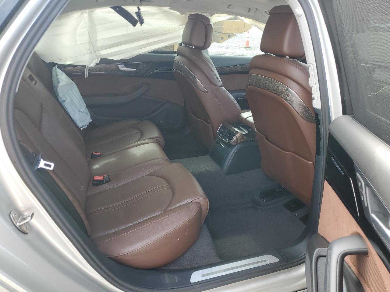 2015 Audi A8 L Tdi Quattro Серебряный vin: WAU3MAFD1FN022583