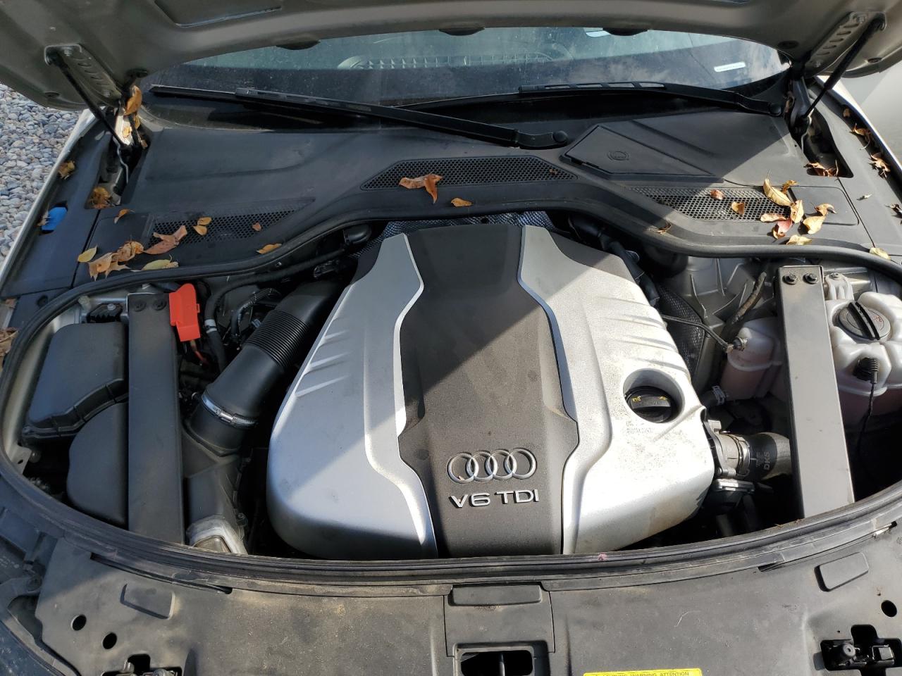 2015 Audi A8 L Tdi Quattro Серебряный vin: WAU3MAFD1FN022583