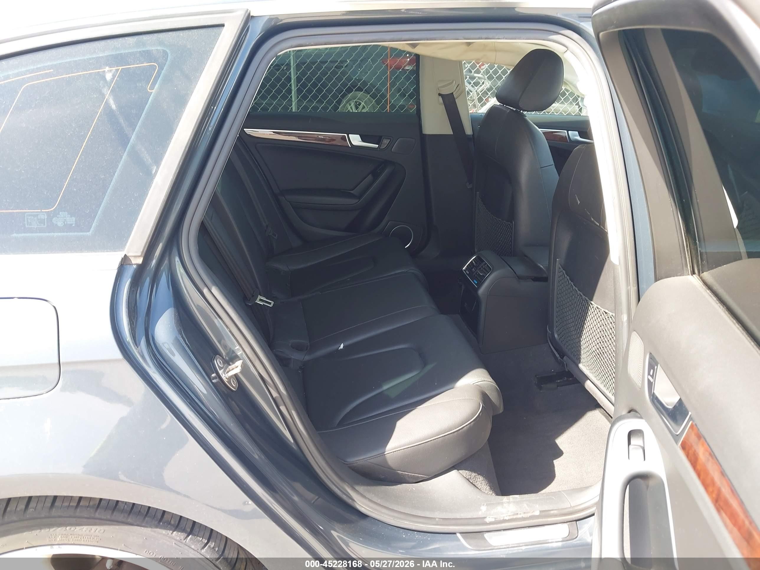 2010 Audi A4 2.0t Premium Beige vin: WAU4FAFL7AA039359