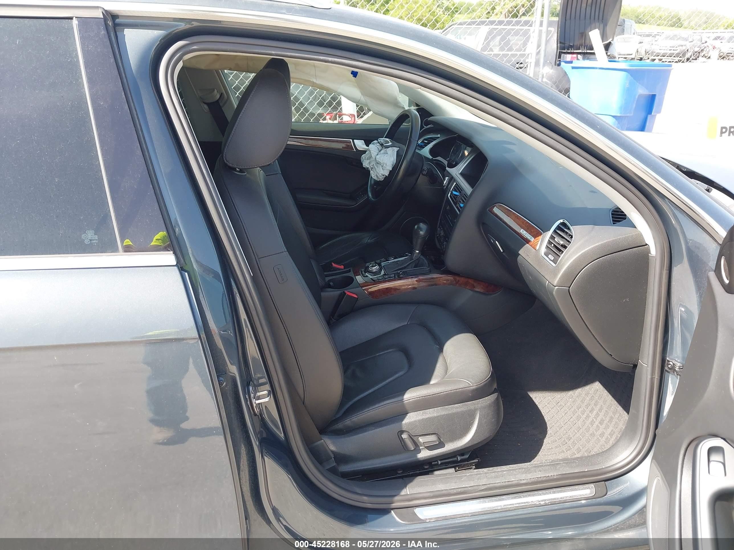 2010 Audi A4 2.0t Premium Beige vin: WAU4FAFL7AA039359