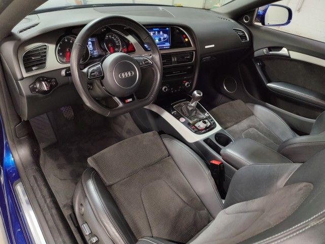 2014 Audi A5 Prestige Blue vin: WAU4FAFR4EA007673
