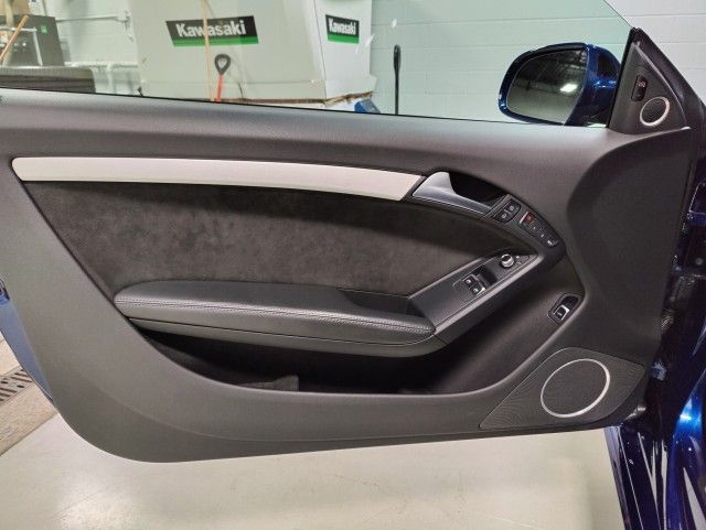 2014 Audi A5 Prestige Blue vin: WAU4FAFR4EA007673