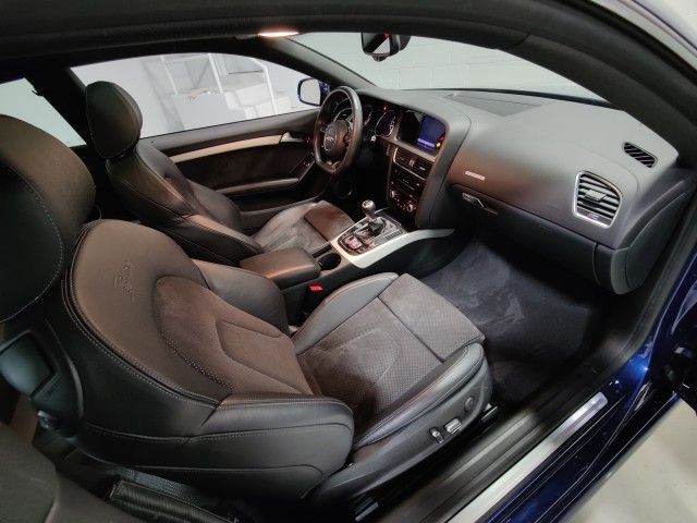 2014 Audi A5 Prestige Blue vin: WAU4FAFR4EA007673
