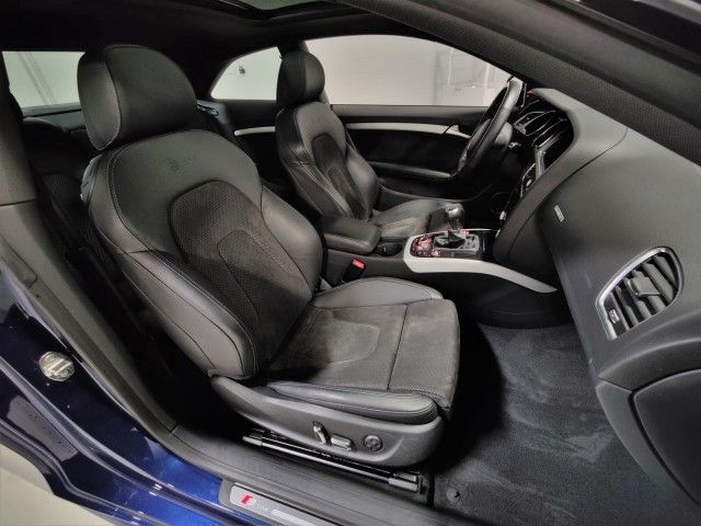 2014 Audi A5 Prestige Blue vin: WAU4FAFR4EA007673