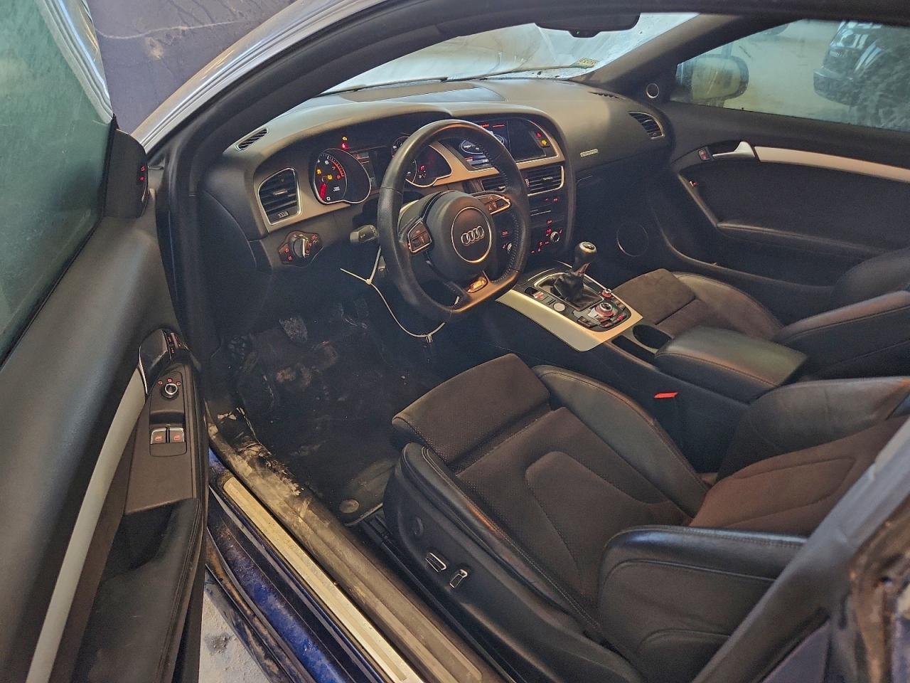 2014 Audi A5 Prestige Blue vin: WAU4FAFR4EA007673