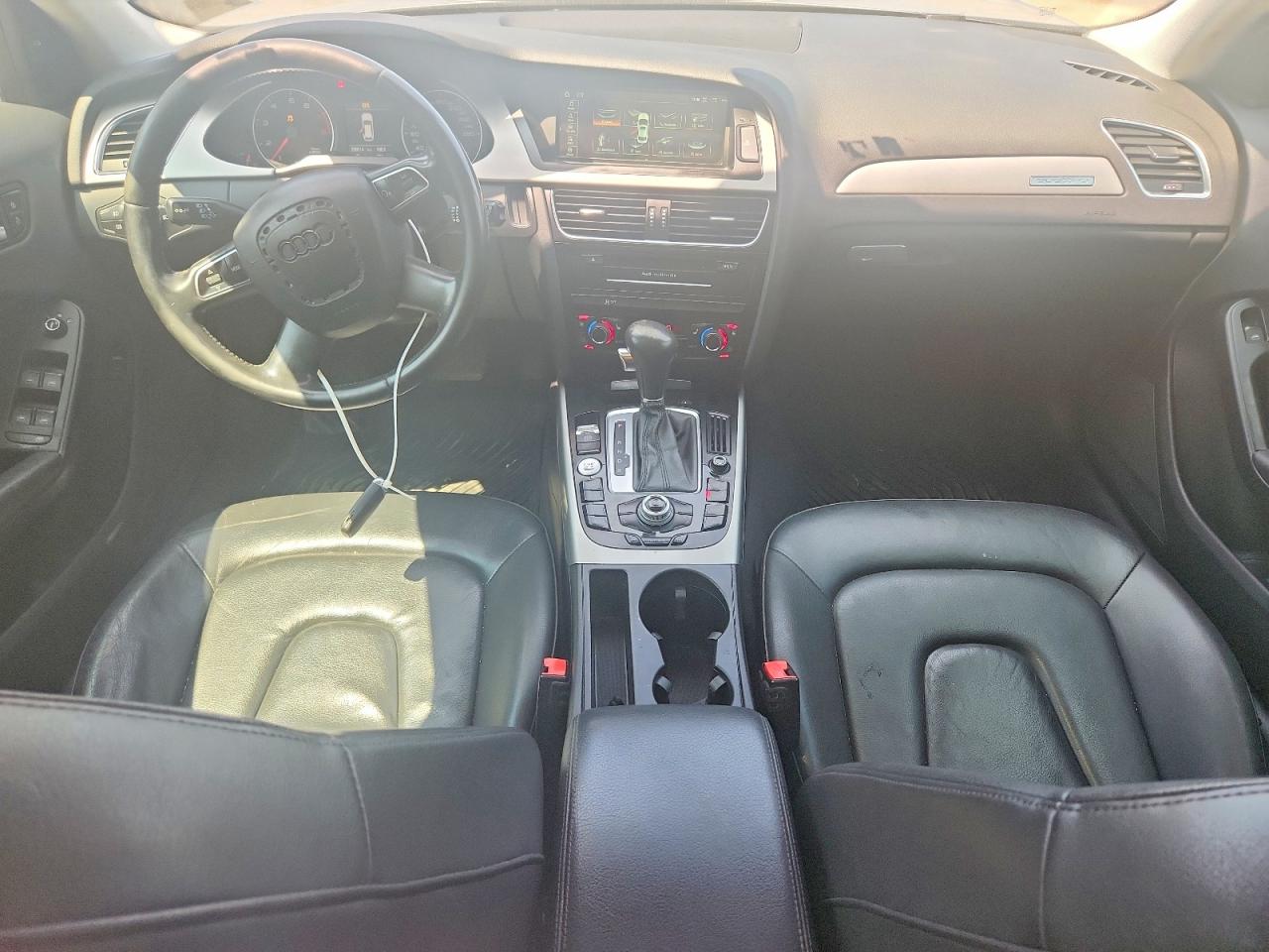 2011 Audi A4 Prestige Silver vin: WAU4FCFLXBA091856