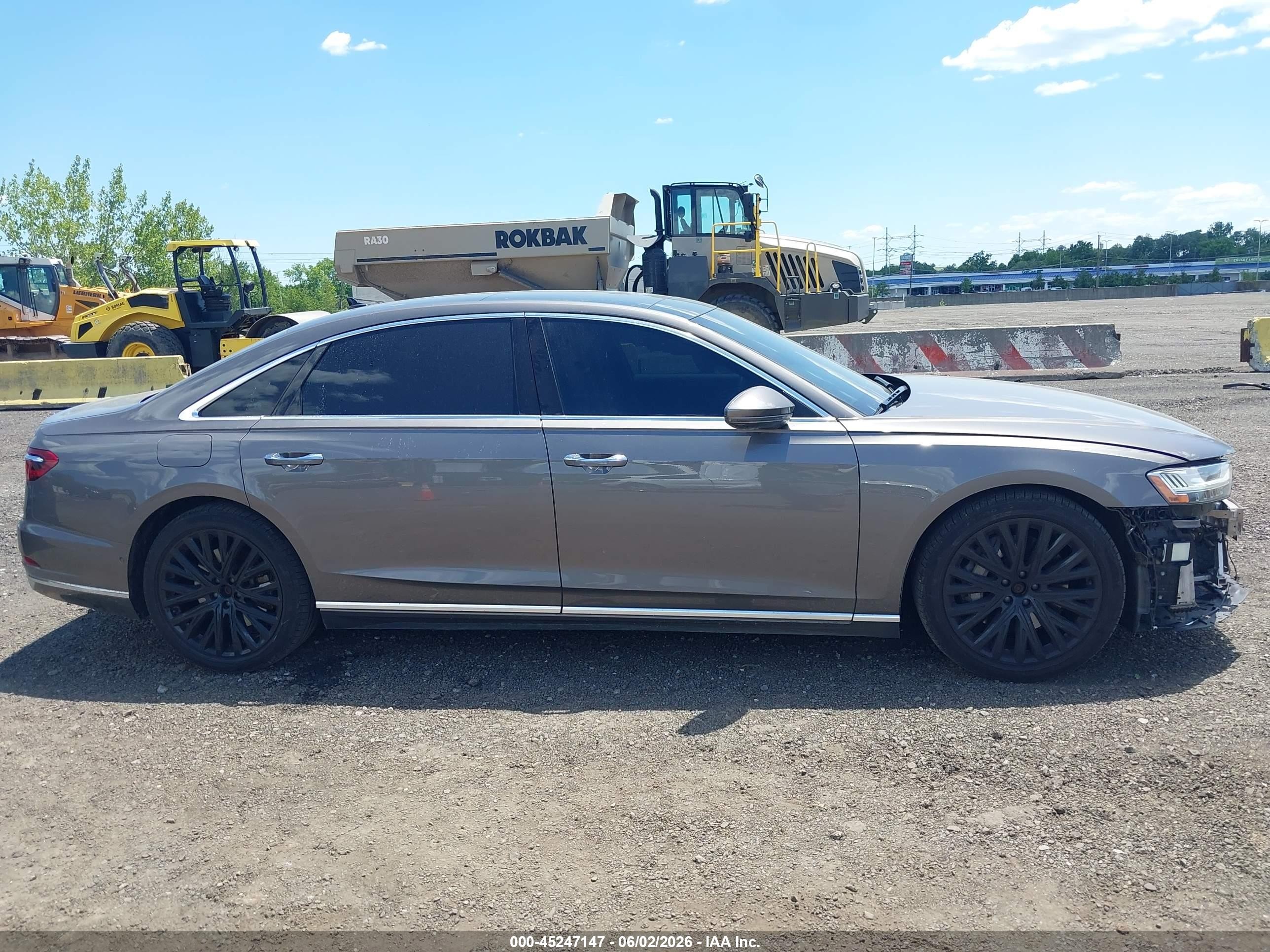 2019 Audi A8 L 55 Gray vin: WAU8DAF81KN009920
