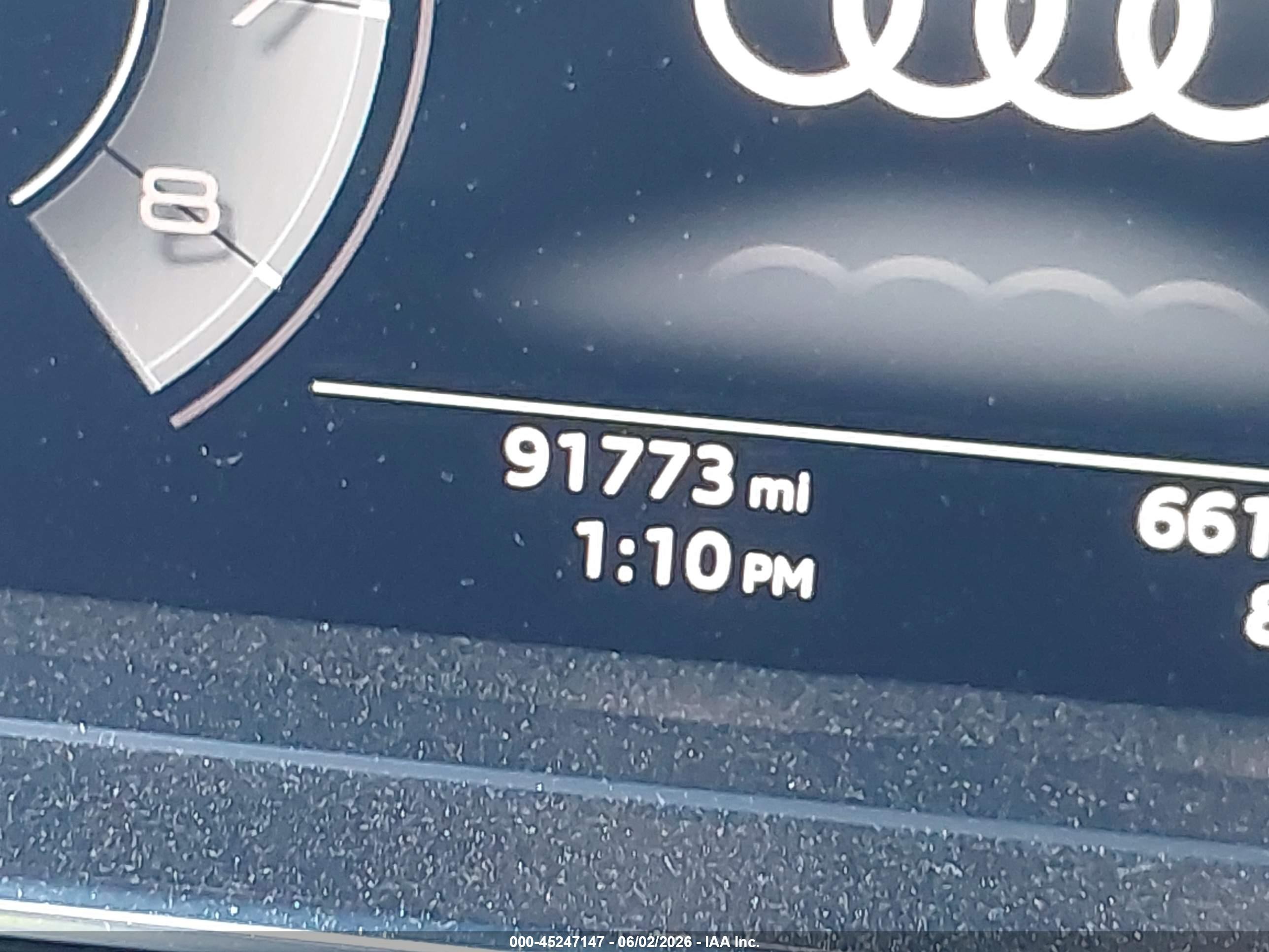 2019 Audi A8 L 55 Gray vin: WAU8DAF81KN009920