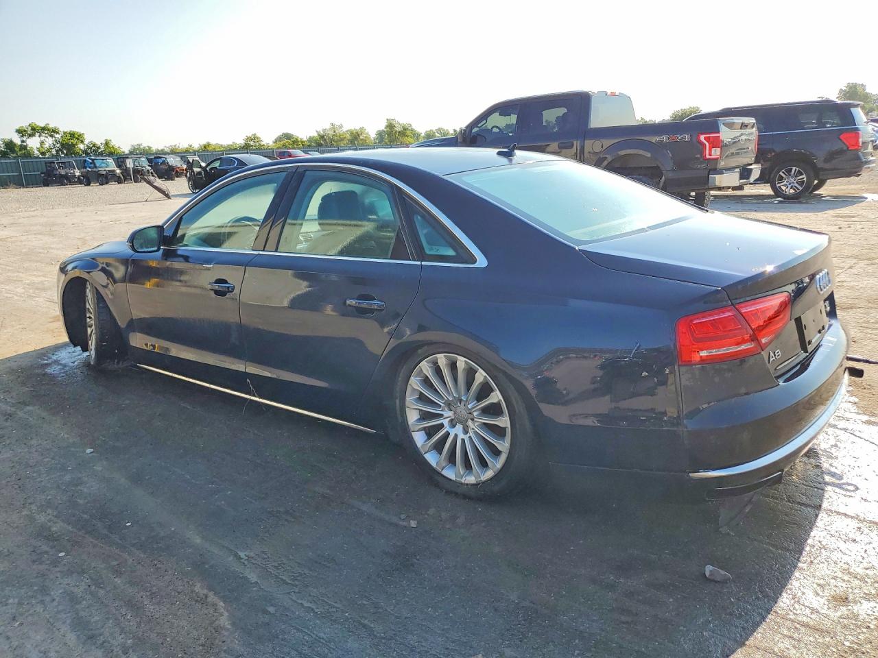 2013 Audi A8 Quattro Black vin: WAUA2AFD3DN026600