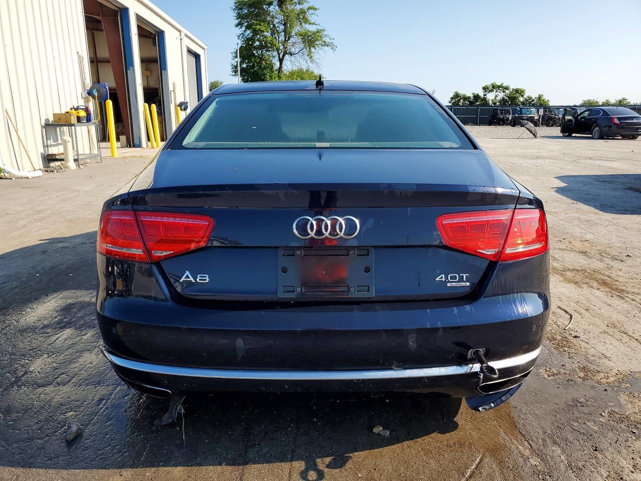 2013 Audi A8 Quattro Black vin: WAUA2AFD3DN026600