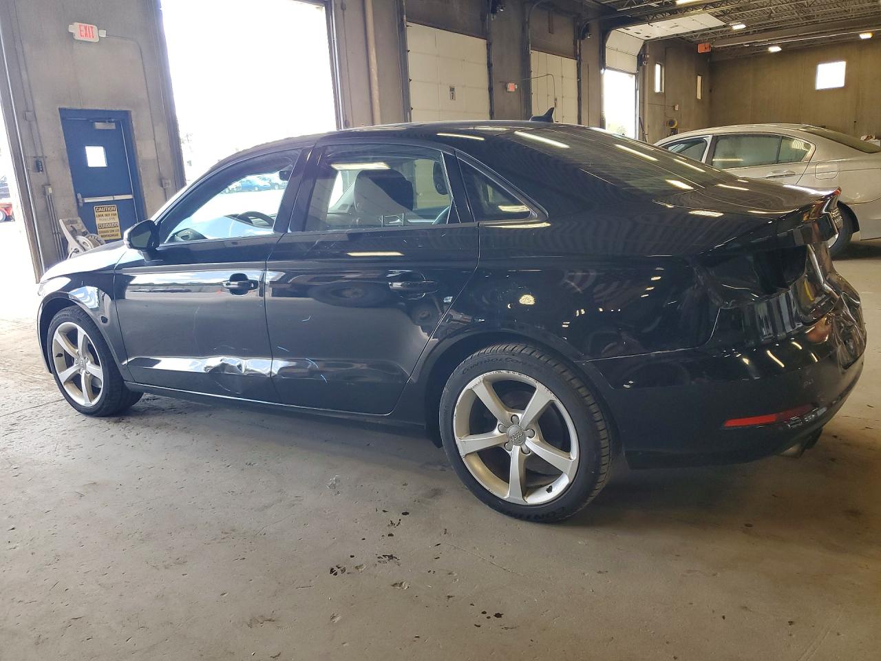 2016 Audi A3 Premium Черный vin: WAUA7GFF0G1007553