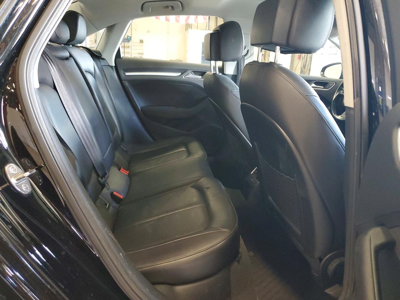 2016 Audi A3 Premium Черный vin: WAUA7GFF0G1007553