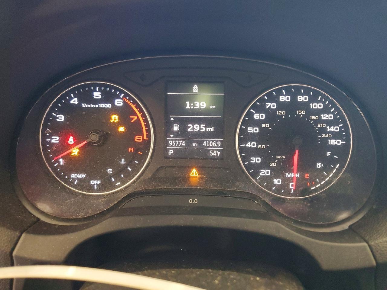 2016 Audi A3 Premium Черный vin: WAUA7GFF0G1007553