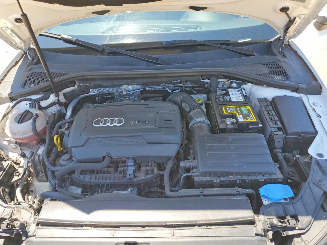 2016 Audi A3 Premium White vin: WAUA7GFF1G1102218
