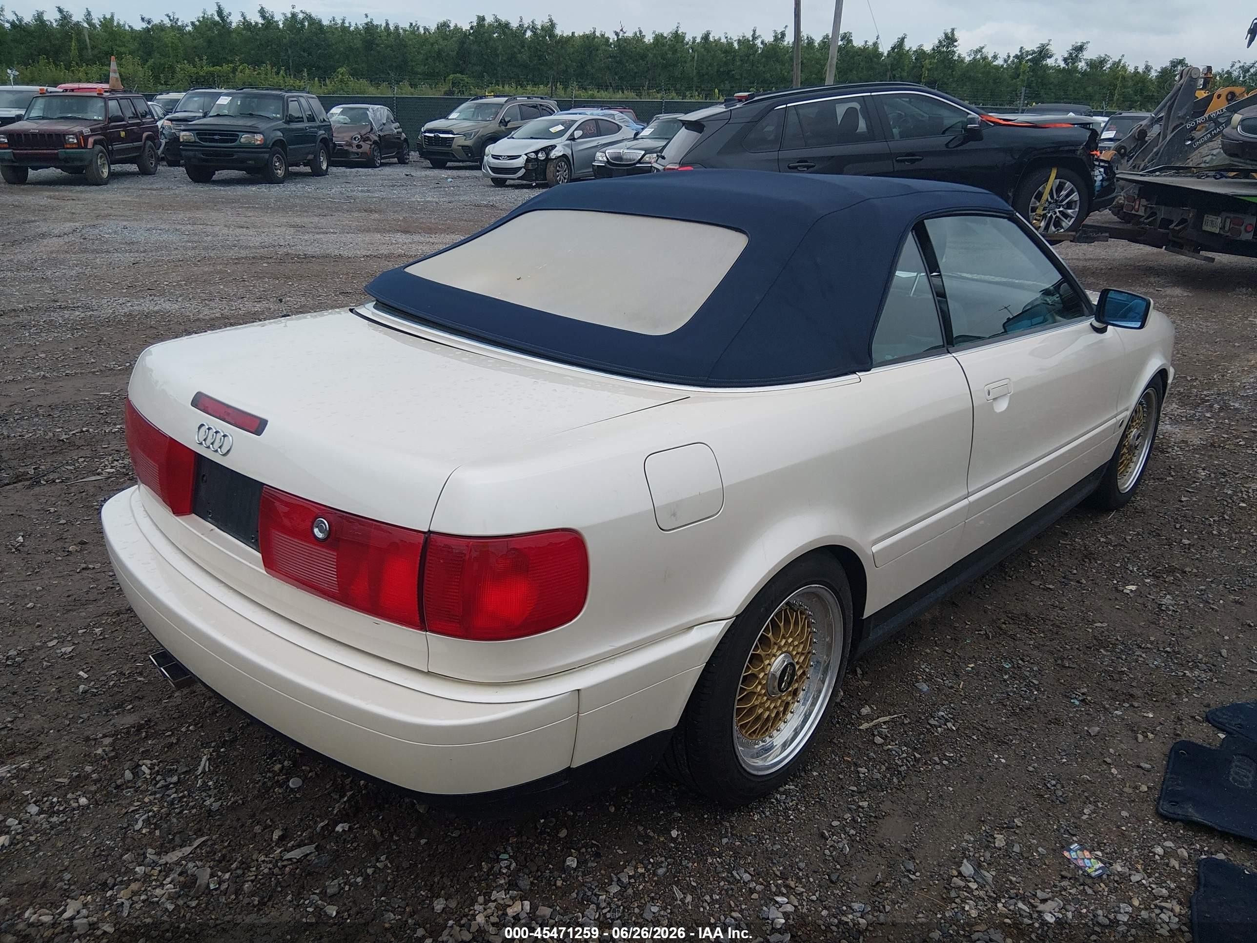 1996 Audi Cabriolet   White vin: WAUAA88G0TA007169