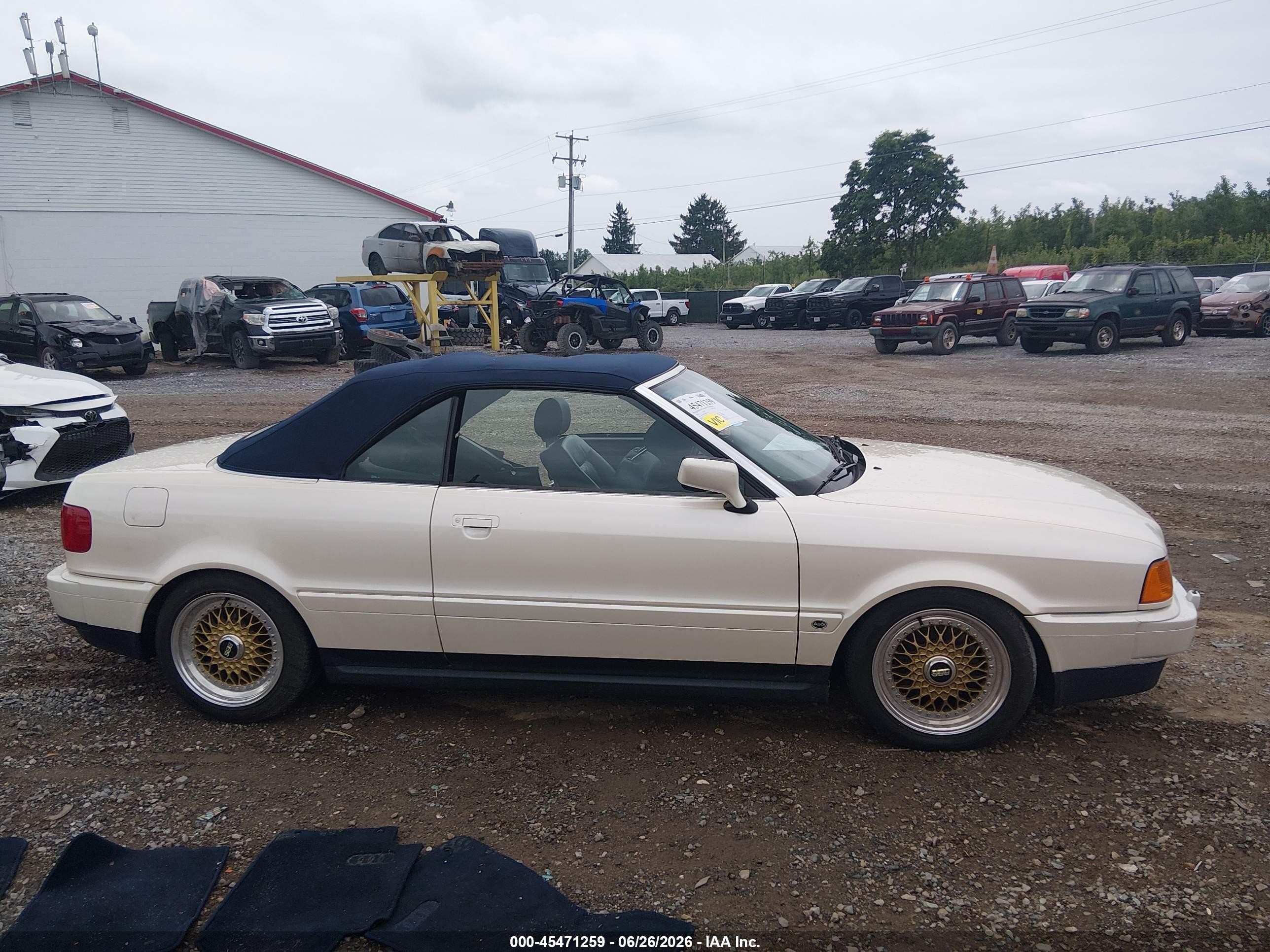 1996 Audi Cabriolet   White vin: WAUAA88G0TA007169