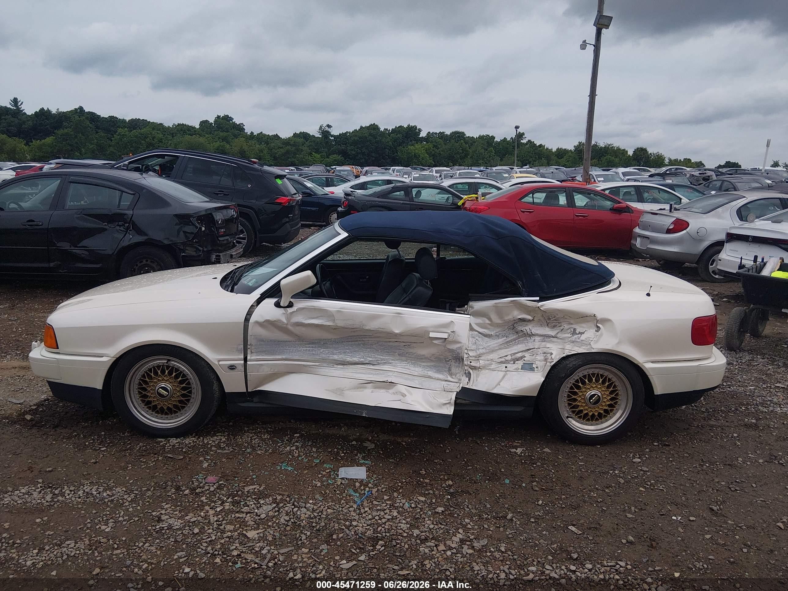 1996 Audi Cabriolet   White vin: WAUAA88G0TA007169
